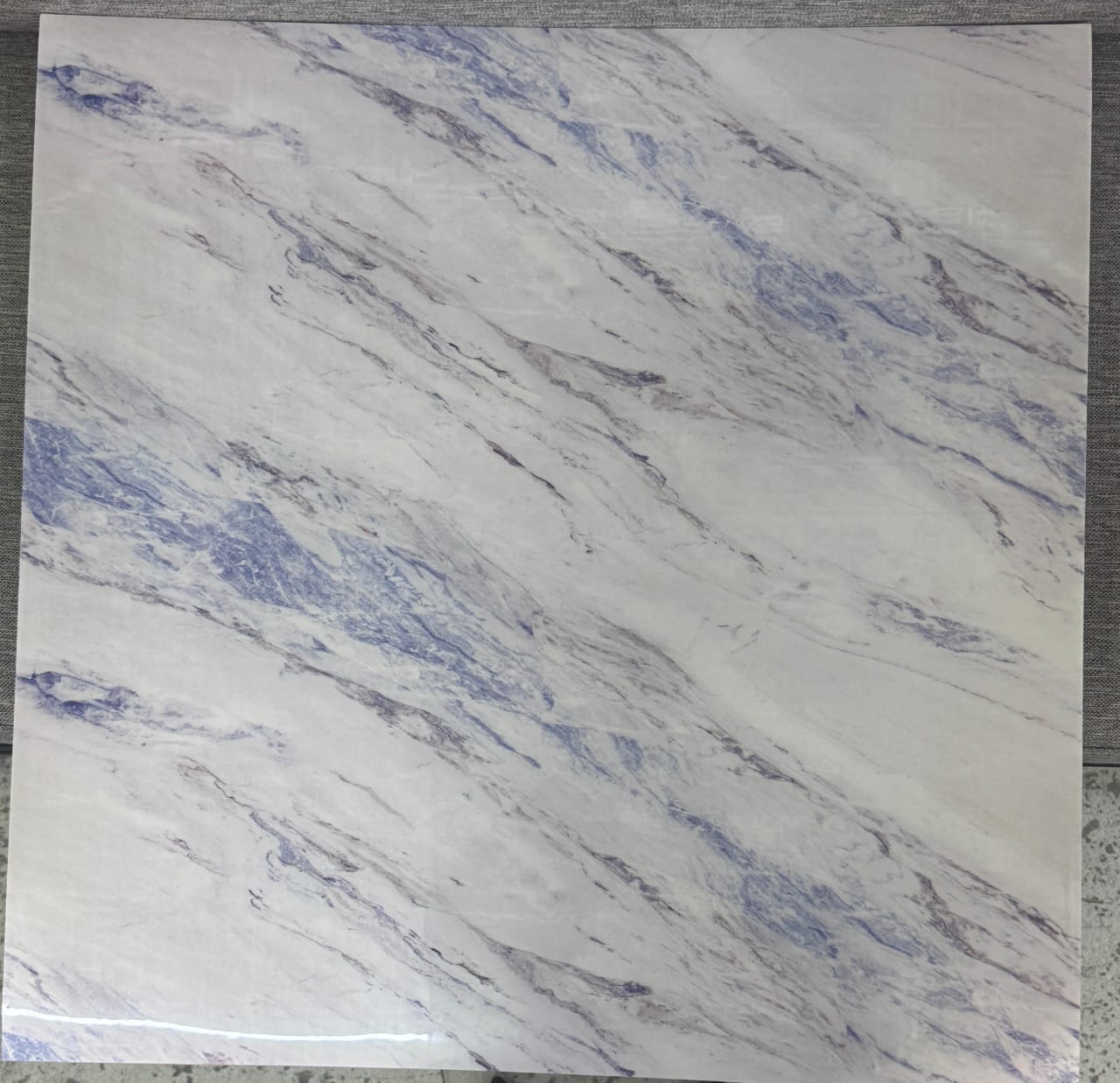 დეკორატიული კედლის სტიკერი;GAE-72;(60სმx60სმ) (8-96)